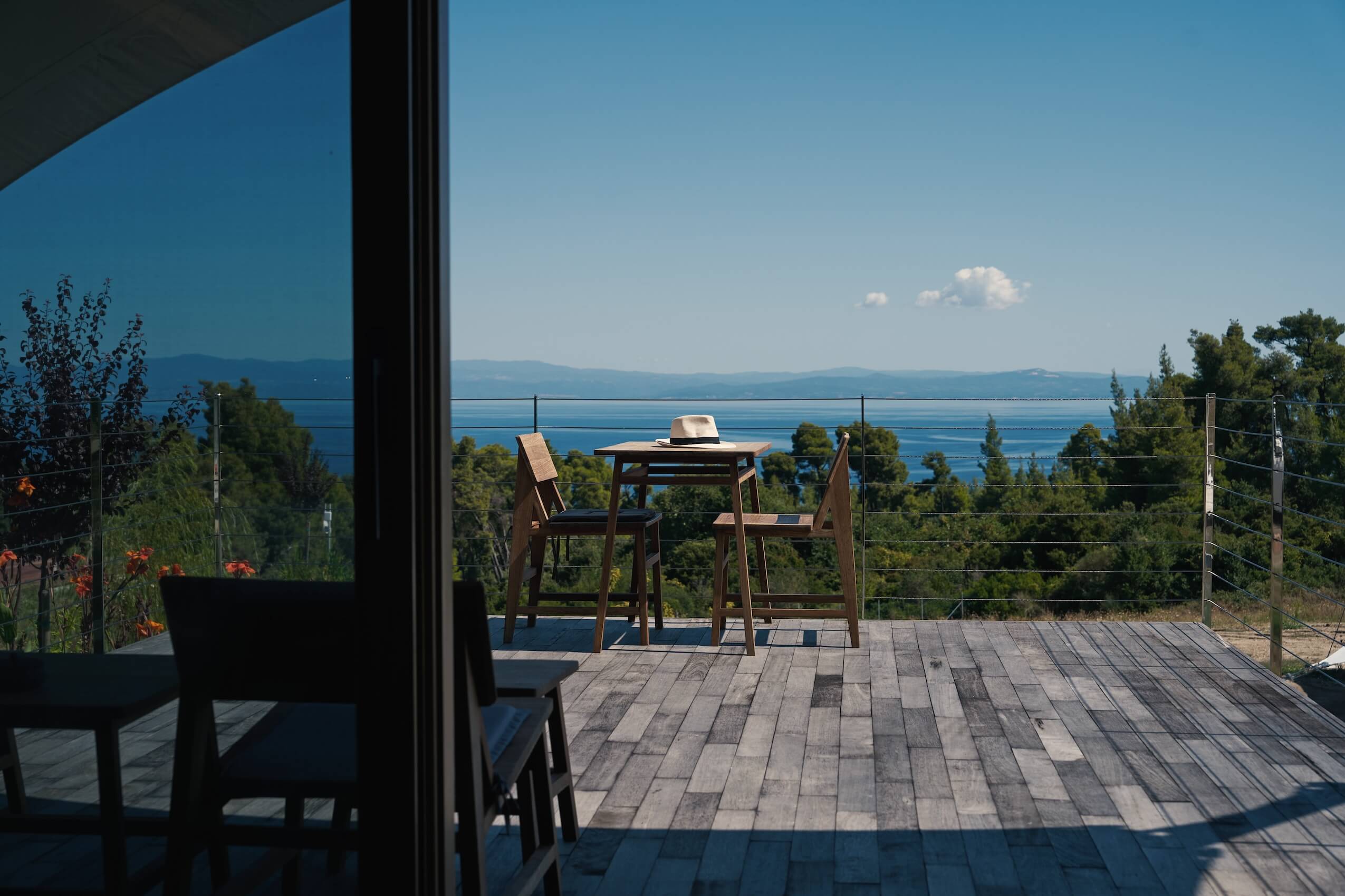 miliresort-bungalows-slider-5