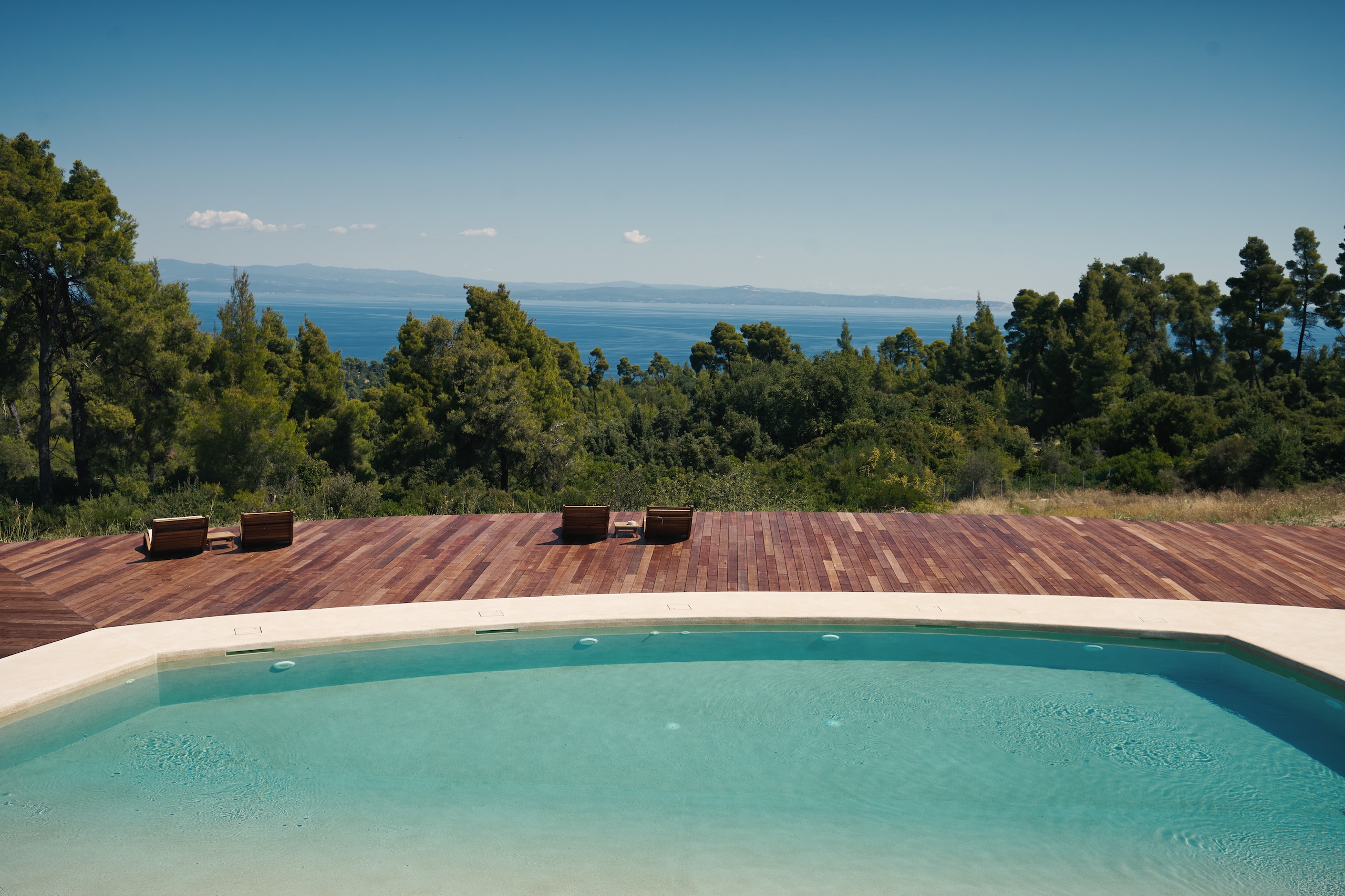pool-miliresort-slider-5